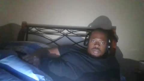 Snapshot of mbsupreme chatting on February 21, 2026, 6:58 am Mark online show from February 21, 2026, 6:58 am