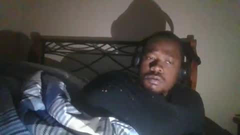 Snapshot of mbsupreme chatting on February 22, 2026, 11:42 am Mark online show from February 22, 2026, 11:42 am