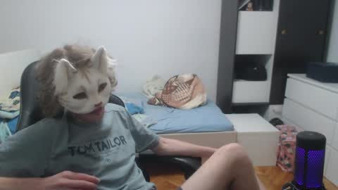 Bri online show from April 25, 2026, 12:13 am