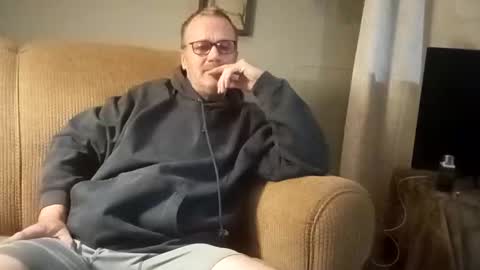 Snapshot of mcfly1973 chatting on December 2, 2025, 1:55 am mcfly1973 online show from December 2, 2025, 1:55 am