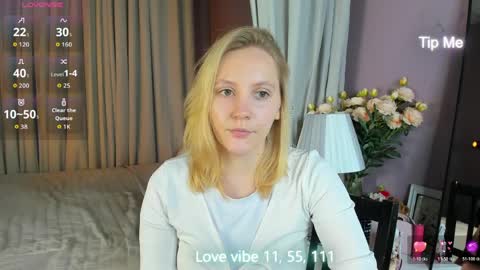 Snapshot of me1issa_bell chatting on April 6, 2026, 2:20 am Melissa online show from April 6, 2026, 2:20 am