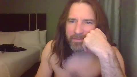 me2crazy online show from November 3, 2025, 1:40 am