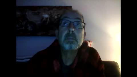 me at home online show from December 24, 2024, 1:06 pm