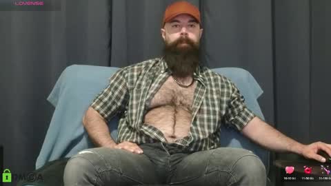 Meaty Roll online show from April 20, 2026, 2:14 am