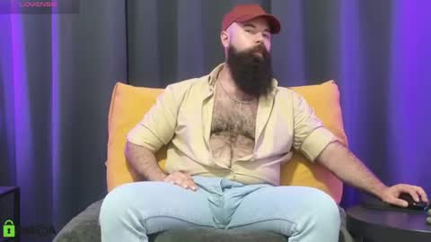 Snapshot of meaty_roll chatting on July 1, 2026, 8:52 pm Meaty Roll online show from July 1, 2026, 8:52 pm