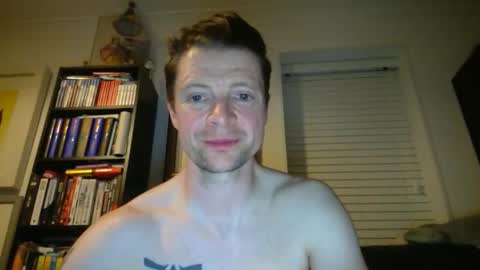 Snapshot of medievalsword chatting on April 7, 2026, 9:59 pm medievalsword online show from April 7, 2026, 9:59 pm