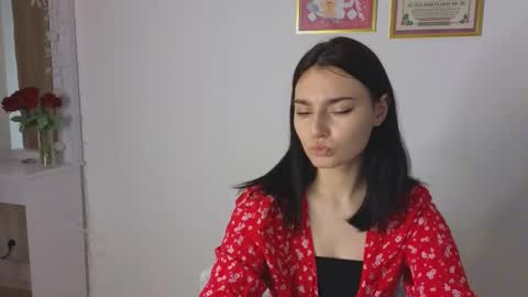 Dina online show from March 2, 2025, 11:07 am