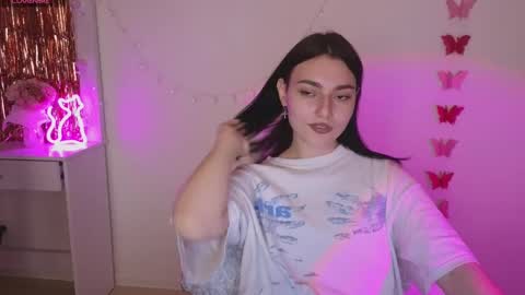 Dina online show from March 7, 2025, 4:22 pm