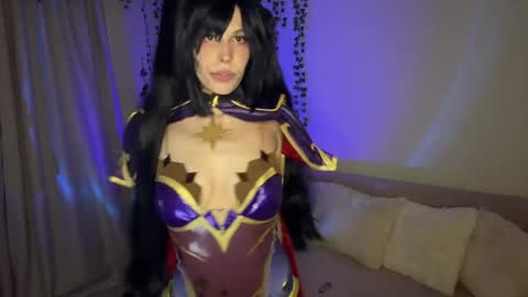 Nicole online show from May 11, 2026, 6:38 pm