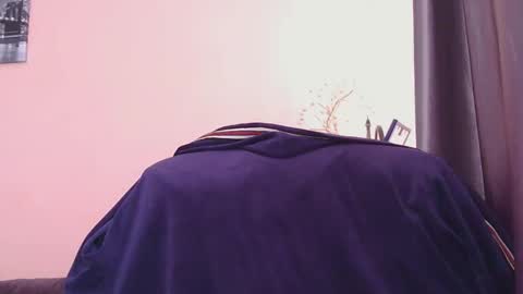 Oltereodora-lima online show from March 17, 2026, 6:06 am