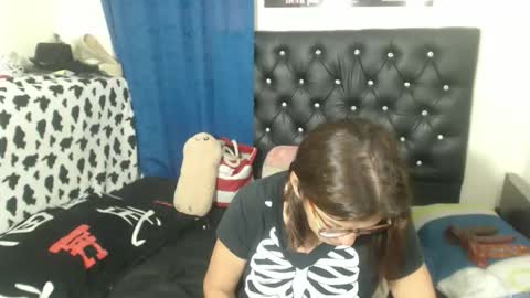  Natalia  online show from April 25, 2026, 8:39 pm