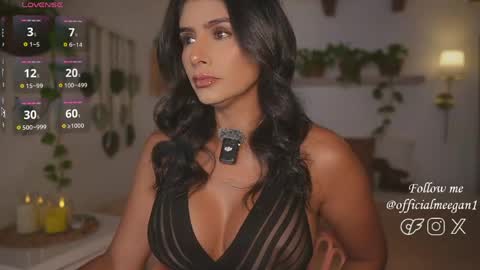 Andrea  online show from May 30, 2026, 11:40 am