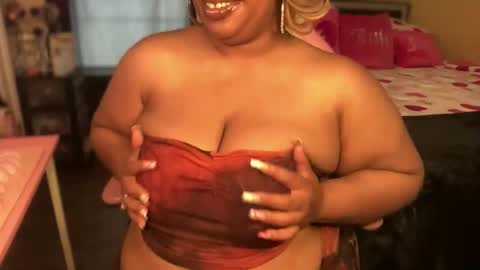 Snapshot of meetsouthernpeach chatting on February 15, 2026, 7:54 pm Southern Peach online show from February 15, 2026, 7:54 pm