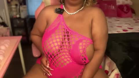 Snapshot of meetsouthernpeach chatting on February 16, 2026, 7:32 pm Southern Peach online show from February 16, 2026, 7:32 pm