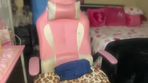 Snapshot of meetsouthernpeach chatting on March 4, 2026, 9:43 pm Southern Peach online show from March 4, 2026, 9:43 pm