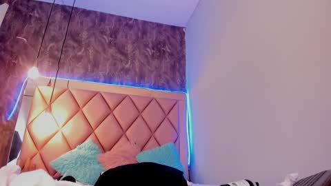 M E G A N online show from February 22, 2025, 9:59 pm