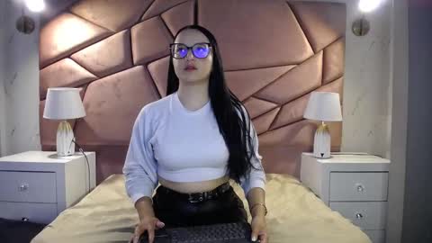 Snapshot of megan_blue5 chatting on October 10, 2025, 2:38 pm Megan3 online show from October 10, 2025, 2:38 pm