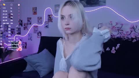 Megan and Anna online show from December 19, 2025, 7:10 pm