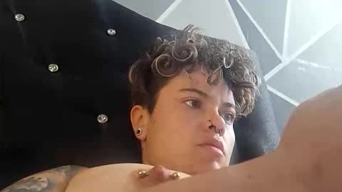 Megan and sophi online show from October 22, 2025, 11:54 am