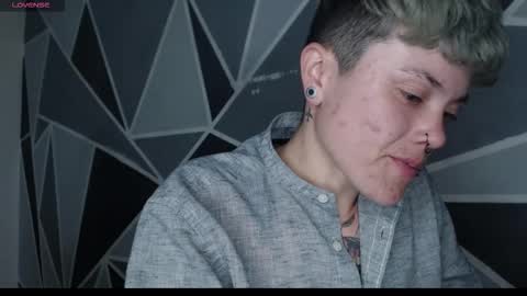 Snapshot of megan_coop3r_ chatting on March 4, 2026, 5:35 am Megan and sophi online show from March 4, 2026, 5:35 am