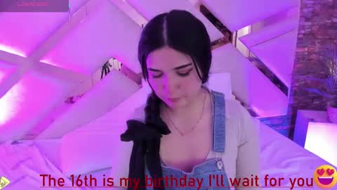     online show from February 13, 2026, 2:02 pm