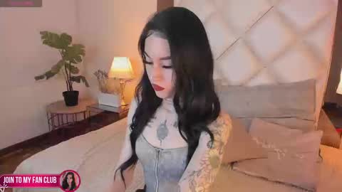 Megan online show from September 12, 2025, 1:00 pm
