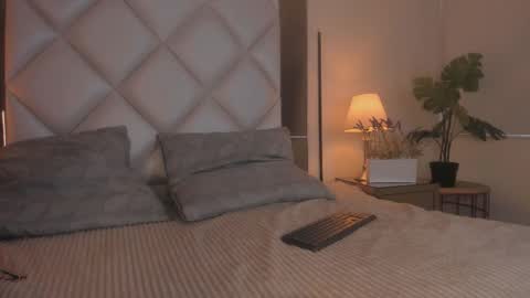 Megan online show from October 21, 2025, 12:06 pm
