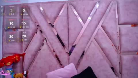 megan_latinn online show from April 28, 2026, 4:50 am