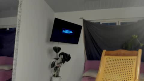 Megan Lu online show from October 9, 2025, 4:43 am