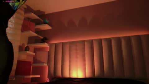     online show from October 28, 2025, 12:09 pm