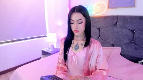 megan_morphy online show from March 13, 2026, 1:51 pm