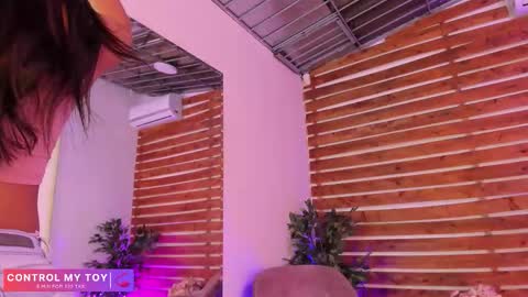 megan_raiin online show from November 29, 2025, 8:39 am