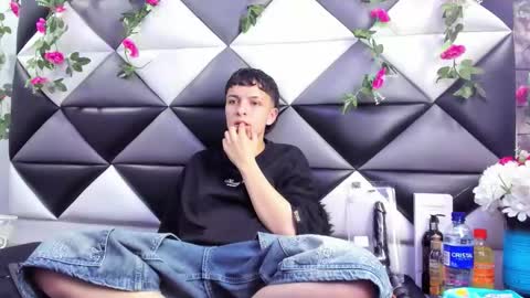 Snapshot of megan_thompsonn_ chatting on October 18, 2025, 2:25 am megan_thompsonn_ online show from October 18, 2025, 2:25 am