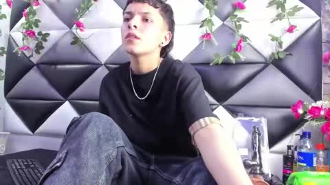 Snapshot of megan_thompsonn_ chatting on October 29, 2025, 2:25 am megan_thompsonn_ online show from October 29, 2025, 2:25 am