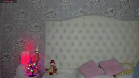 megan_tower online show from December 16, 2025, 7:08 pm