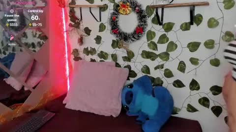 Snapshot of megan_xoxo1 chatting on December 9, 2024, 12:40 pm Megan online show from December 9, 2024, 12:40 pm