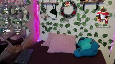 Snapshot of megan_xoxo1 chatting on December 12, 2024, 12:33 pm Megan online show from December 12, 2024, 12:33 pm