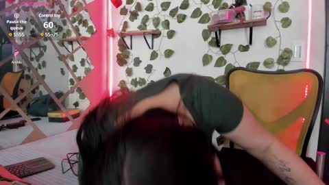 Snapshot of megan_xoxo1 chatting on January 21, 2025, 1:11 pm Megan online show from January 21, 2025, 1:11 pm