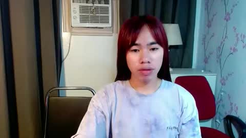 Snapshot of megan_younng chatting on June 4, 2026, 7:25 am MEGAN online show from June 4, 2026, 7:25 am