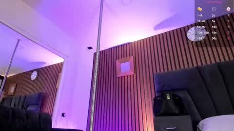 Snapshot of meganfoxxi_ chatting on March 11, 2026, 9:32 pm MeganFOXXI online show from March 11, 2026, 9:32 pm