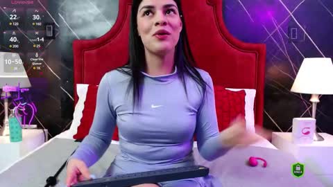 Snapshot of meganmistress_ chatting on March 5, 2025, 6:23 pm MeganM online show from March 5, 2025, 6:23 pm