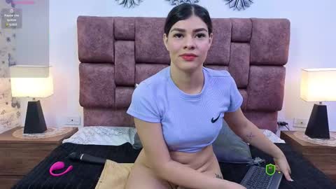 Snapshot of meganmistress_ chatting on October 11, 2025, 12:04 pm MeganM online show from October 11, 2025, 12:04 pm