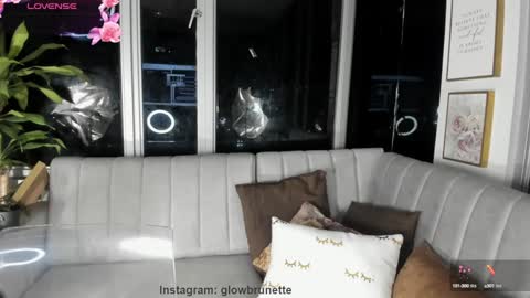 Snapshot of megann__sweet chatting on February 5, 2025, 10:41 am Mara online show from February 5, 2025, 10:41 am