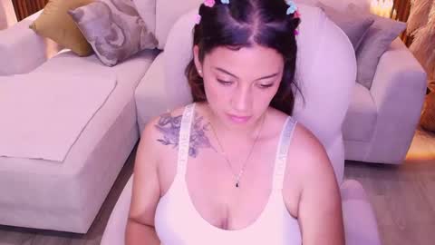 Megan  online show from November 7, 2025, 9:04 pm