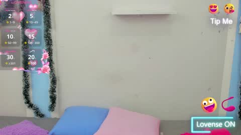 Megan Queen online show from December 27, 2024, 4:43 pm