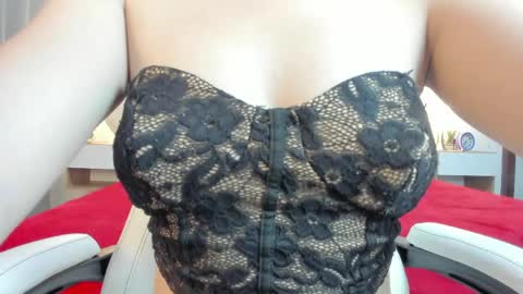 Megan Queen online show from May 25, 2026, 12:55 pm