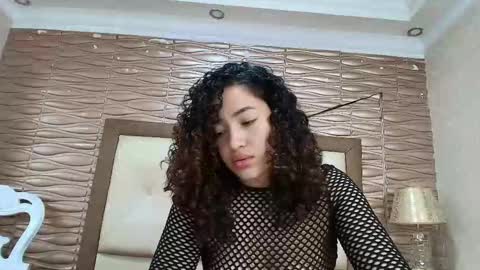 Snapshot of meganrousx chatting on February 4, 2026, 11:49 am Megan online show from February 4, 2026, 11:49 am