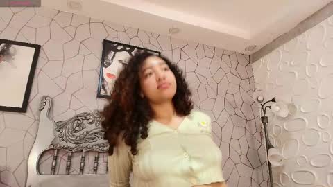 Snapshot of meganrousx chatting on March 5, 2026, 1:07 pm Megan online show from March 5, 2026, 1:07 pm