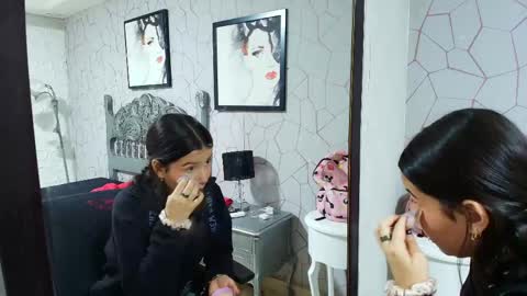 Snapshot of meganrousx chatting on April 16, 2026, 12:28 pm Megan online show from April 16, 2026, 12:28 pm