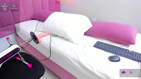 Megan  online show from November 1, 2025, 8:33 pm